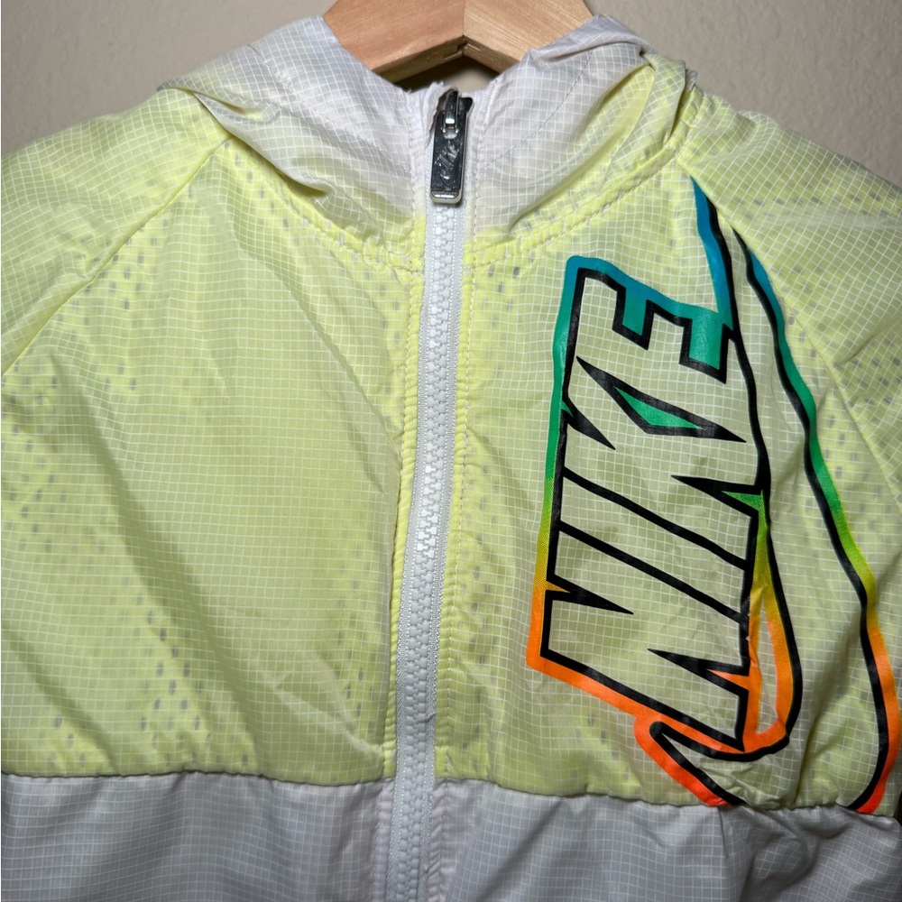 Nike kids 4-5T yellow and white windbreaker jacket - Picture 5 of 10